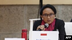 Menteri Luar Negeri Retno Marsudi menghadiri Pertemuan Menteri Luar Negeri ASEM ke-14 di Royal Palace El Pardo dekat Madrid, 16 Desember 2019. (Foto: AFP)