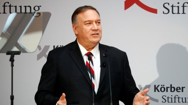 美国国务卿蓬佩奥在德国一个纪念柏林墙倒塌30周年的活动上讲话。(2019年11月8日)