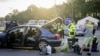 Polisi Federal Jerman memeriksa mobil di jalan tol A1/A30 di perbatasa De Lutte, 16 September 2024. (Emiel Muijderman / ANP / AFP)