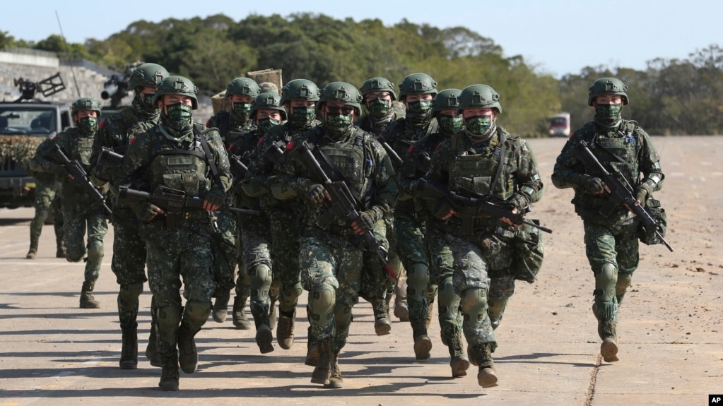 资料照片：台湾军队在台湾北部新竹县演习。(2021年1月19日)(photo:VOA)