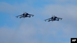 جنگنده های بریتانیا از قبرس، مواضع داعش را در سوریه بمباران کردند.