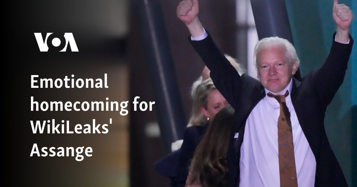 Emotional homecoming for WikiLeaks' Assange