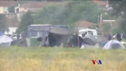 ဂရိ Idomeni စခန်းကနေ ဒုက္ခသည်တွေကို ပြောင်းရွှေ့