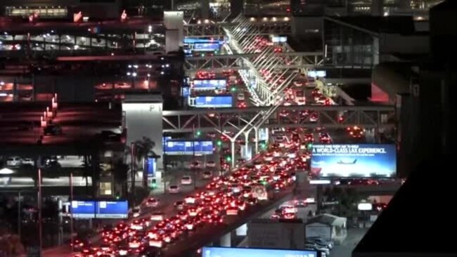 Вака изгледа Лос Анџелес воочи Денот на благодарноста