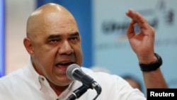 Jesus Torrealba, secretary of the Venezuelan coalition of opposition parties (MUD), speaks during a news conference in Caracas, Sept. 24, 2014.
