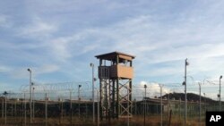 Vue sur la prison de Guantanamo, sur l'ile de Cuba, le 11 décembre 2016.