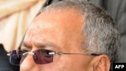 Əli Abdulla Saleh müxalifətin ölkəni dərhal tərk etməsi tələbini rədd edib (Yenilənib)