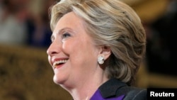 Hillary Clinton yayinda take jawabin amincewa da shan kaye a zaben shugabancin kasar 