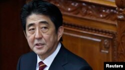 PM Jepang Shinzo Abe mendesak PLTN-PLTN di Jepang untuk meningkatkan langkah keamanan anti terorisme (foto: dok). 