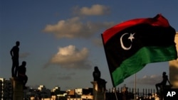 리비아 벵가지의 안사르 알샤리아 반군과 다른 무장반군 조직원들
