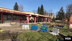 Children daycare facility, near to a school where coronavirus is detected is closed