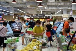 Singapore COVID Grocery Shopping