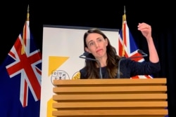 PM Selandia Baru Jacinda Ardern memberikan keterangan kepada media di Wellington, Selandia Baru, 15 Februari 2021.