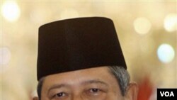 Presiden Susilo Bambang Yudhoyono (foto: dok) mengeritik media massa yang mendasarkan pemberitaannya pada pesan pendek SMS dan BlackBerry Messenger.