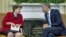 Os presidentes Barack Obama e Dilma Rousseff na Casa Branca. A visita de estado marcada para o dia 23 de Outubro foi adiada em vista das recentes alegações de espionagem.