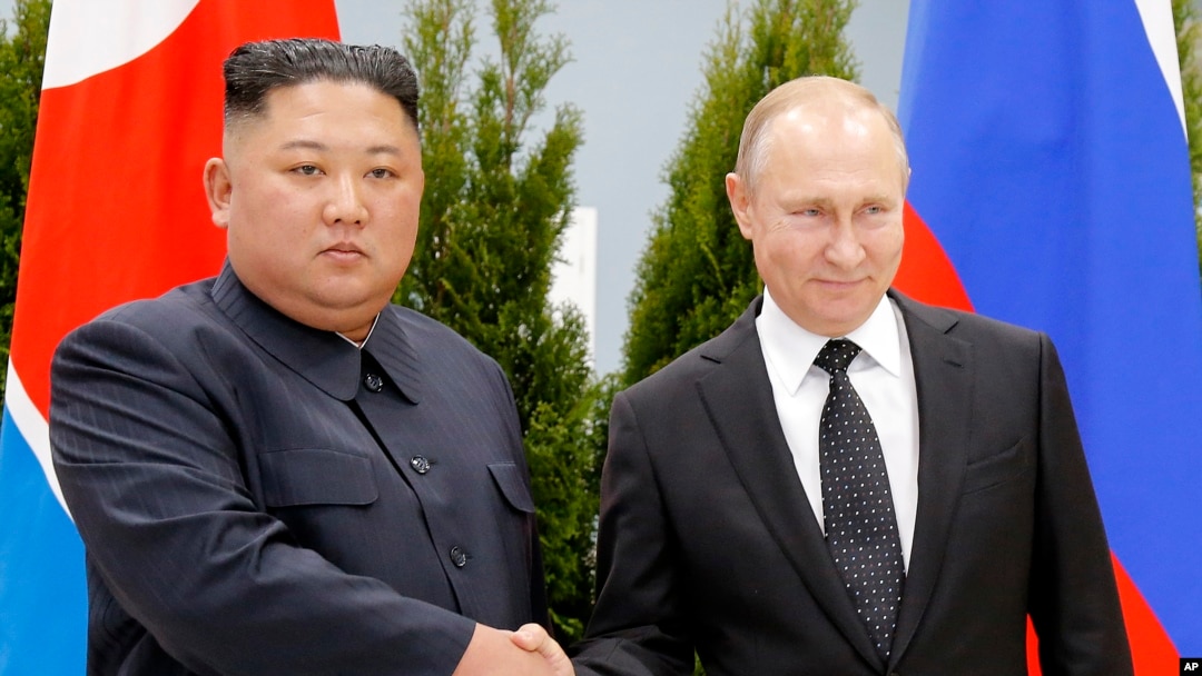 Kuzey Kore lideri Kim Yong Un ve Rusya lideri Vladimir Putin