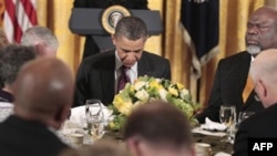 Барак Обама на молитвенном завтраке с христианскими лидерами