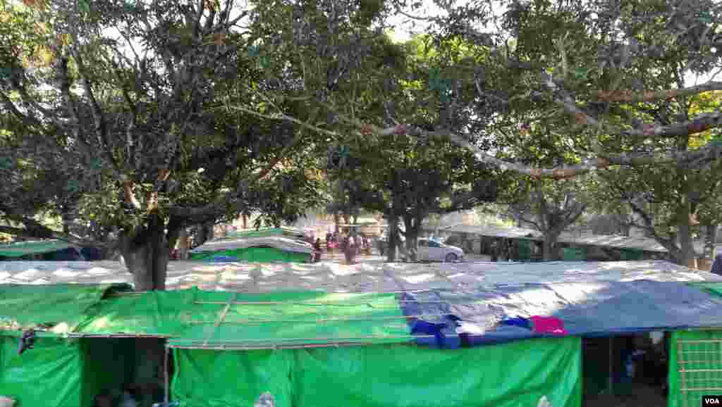 အထက်မြတ်လှဲ စစ်ရှောင်စခန်း မြင်ကွင်း