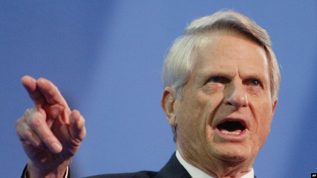 Democratic Sen. Zell Miller, of Georgia, gives the keynote address at the Republican National Convention, Sept.1, 2004, in New York. 