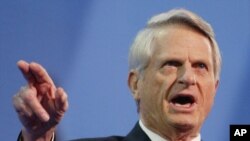 Democratic Sen. Zell Miller, of Georgia, gives the keynote address at the Republican National Convention, Sept.1, 2004, in New York. 