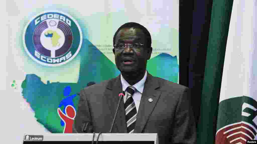 Kadre Desire Ouedraogo, president of ECOWAS, speaks during the 43rd ECOWAS meeting in Abuja July 17, 2013.