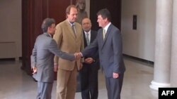 Presidenti Topi bën thirrje për qetësi dhe ligj