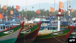 Tàu đánh cá Việt Nam 