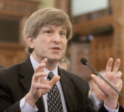 FILE - Allan Lichtman of American University in Washington, D.C., is pictured at the Illinois State Capitol in Springfield, May 24, 2011.