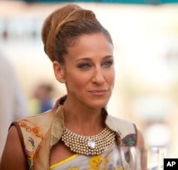 SARAH JESSICA PARKER as Carrie Bradshaw in New Line Cinema’s comedy “SEX AND THE CITY 2,” a Warner Bros. Pictures release.