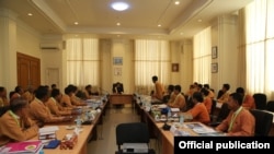 တိုင်းဒေသကြီး လွှတ်တော်ခေါင်းဆောင်တွေနဲ့ ဒေါ်စုတွေ့ ဆုံစဉ် (Photo-NLD Chairperson)