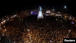 Rassemblement contre l'antisémitisme sur la Place de la République à Paris, France, le 19 février 2019. (REUTERS/Philippe Wojazer)