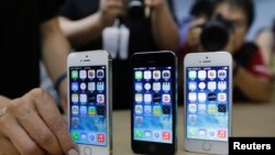 བོད་ནང་གི་སྐད་འཕྲིན་ལ་སྒྱུར་བ་བཏང་སྟེ་སྐད་འཕྲིན་སྤྱོད་མཁན་ལ་ཉེན་ཁ་ཆེ་རུ་ཕྱིན་ཡོད་པ།