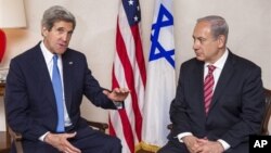 9일 예루살렘에서 가진 회담에 앞서 공동기자회견 중인 베냐민 네타냐후 이스라엘 총리(오른쪽)와 존 케리 미국 국무장관.