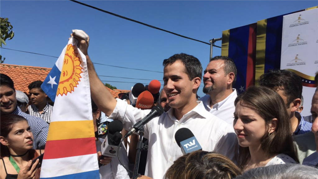 Juan Guaidó, presidente de la Asamblea Nacional de Venezuela, durante un cabildo abierto en Caraballeda, estado de Vargas. Foto: Twitter