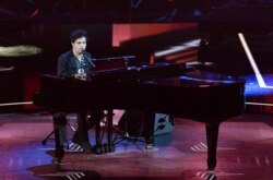 Jamie Cullum tampil di Royal Albert Hall di London, Sabtu 21 April 2018, dalam konser merayakan ulang tahun ke-92 Ratu Elizabeth II. (John Stillwell / Pool via AP)