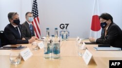 토니 블링컨 미국 국무장관(왼쪽)과 하야시 요시마사 일본 외무상이 지난달 11일 주요 7개국 장관급 회의가 열린 영국 리버풀에서 양자회담을 했다.