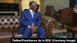 Premier ministre ya sika Sylvestre Ilunga Ilunkamba na masolo na président Félix Tshisekedi na Cité ya Union africaine, Kinshasa, 20 mai 2019. (Twitter/Présidence de la RDC)