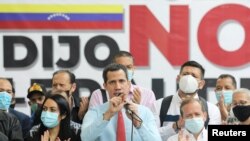 El presidente encargado de Venezuela, Juan Guaidó, en una rueda de prensa el 7 de diciembre de 2020.