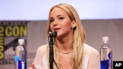 Jennifer Lawrence dalam acara konferensi pers Twentieth Century Fox di Comic Con 2015 di San Diego bulan Juli lalu.
