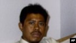 သႀကၤန္ဗံုးေပါက္ကြဲမႈ နဲ႔ ျမန္မာ့ႏိုင္ငံေရး အေပၚ မိုးသီးဇြန္ ရဲ ႔ အျမင္