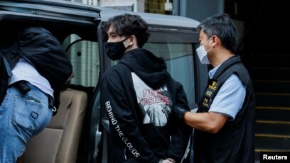 港版国安法白恐下四学生活动人士承认 颠覆 控罪 恐面临漫长刑期 港版国安法白恐下四学生活动人士承认 颠覆 控罪 恐面临漫长刑期