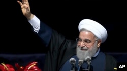伊朗总统鲁哈尼在纪念活动上