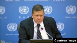 마르주키 다루스만 유엔 북한인권 특별보고관이 28일 유엔본부에서 기자회견을 갖고 북한인권 상황을 설명하고 있다.