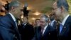 اوباما اور کاسترو کا مصافحہ، ہفتہ کو ملاقات متوقع