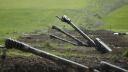 FILE PHOTO: Armenian artillery is seen near Nagorno-Karabakh's boundary, April 8, 2016. REUTERS/Staff/File Photo/File Photo