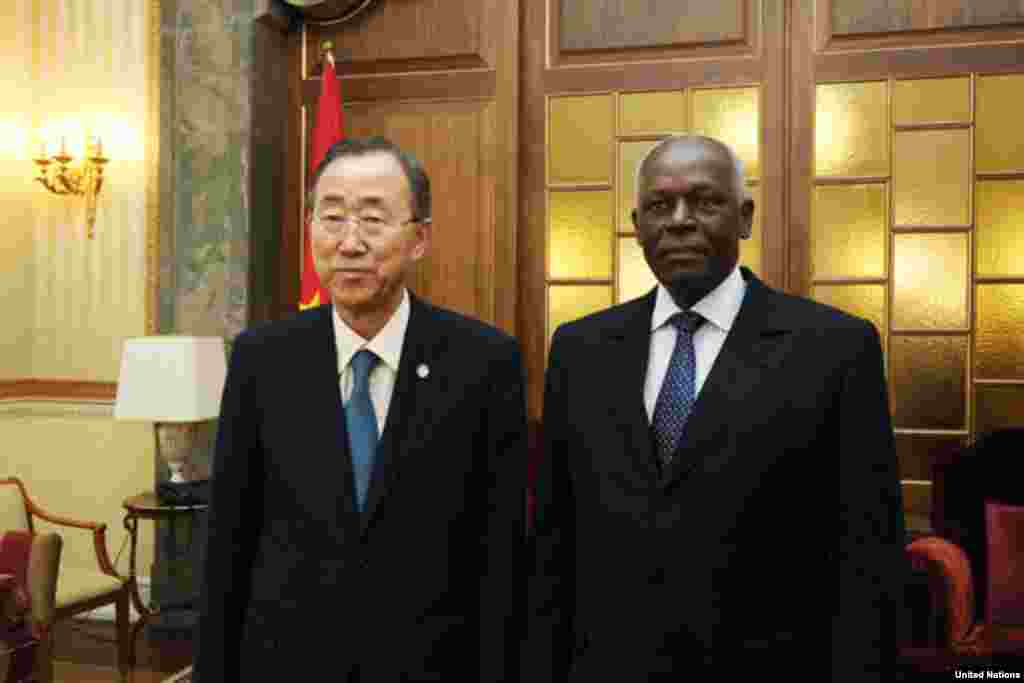 Secretário-Geral da ONU Ban ki moon com José Eduardo dos Santos, Presidente de Angola, no Palácio Presidencial em Luanda. Agosto de 2012.&nbsp;