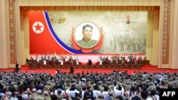 김정은 북한 국무위원장이 27일 평양 4.25 문화회관에서 열린 제6회 전국 노병대회에서 연설했다.