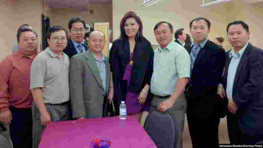 ປະຊາ​ຄົມ ​ມົ້ງ-ອາ​ເມຣິກັນ