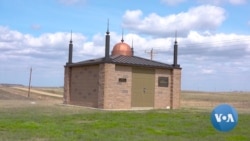 A North Dakota Prairie, Home to One of America's First Mosques