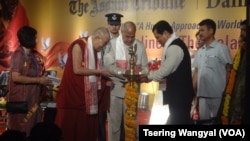 Dalai Lama di Guwahati, negara bagian Arunachal Pradesh, India, 2 April 2017 (Foto: dok)